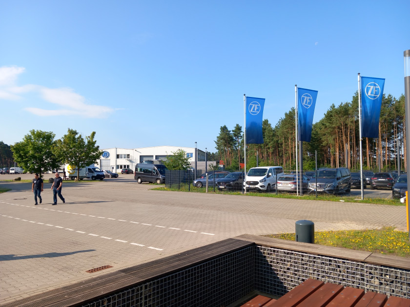 ZF presents new hybrid drive and safety technologies at Global ...