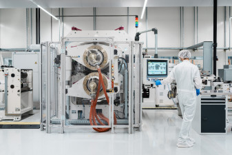 Daimler Truck opens battery technology and manufacturing centre in Mannheim