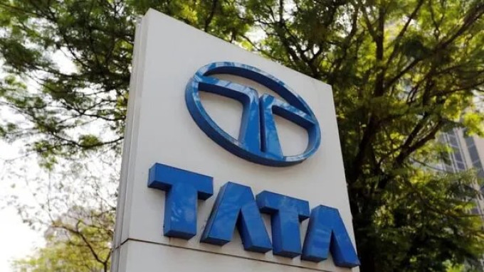 Tata Motors to split business operations into two separate entities of CVs and passenger cars