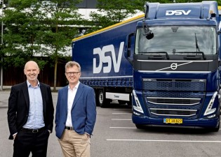 Volvo receives order for 800 trucks from DSV