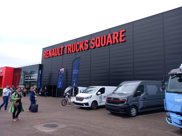 From industrial to operational reality: T&BB report from Electromobility Days at Renault Trucks