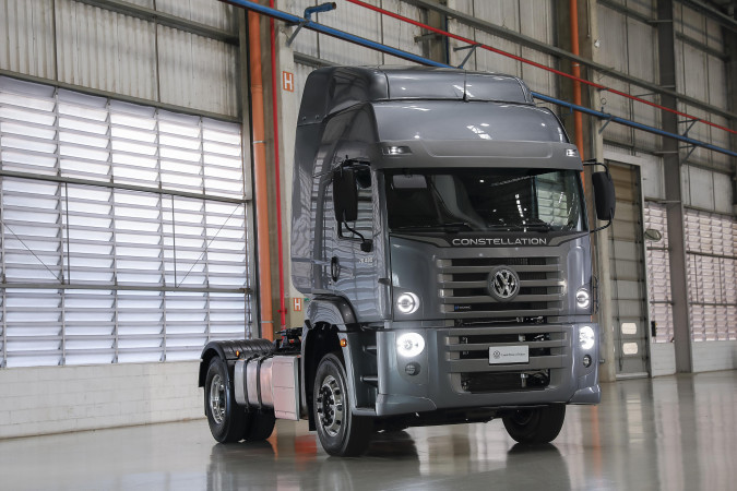 Volkswagen adds new Constellation 20.480 4x2 truck model in Brazil for up to 56 tons gross combination weight applications