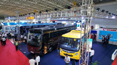 Ashok Leyland, Tata, VECV, JBM, EKA, Veera and SUN Mobility all offer new solutions at Prawaas 4.0