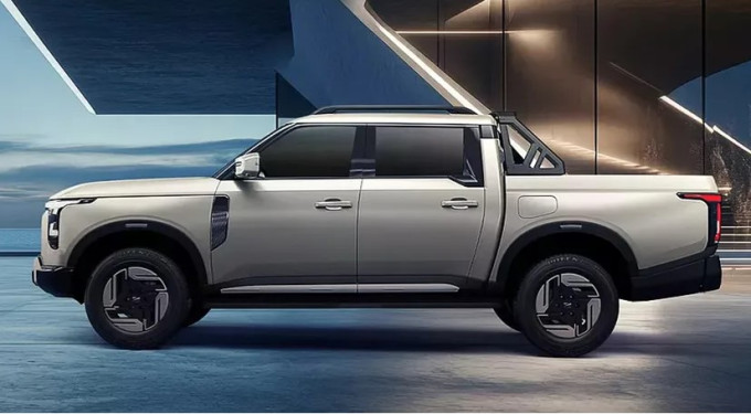 Zhengzhou Nissan unveils new Z9 pickup truck in China