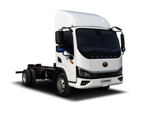 Pelican to introduce new Yutong battery electric truck to British market in Q2 2025