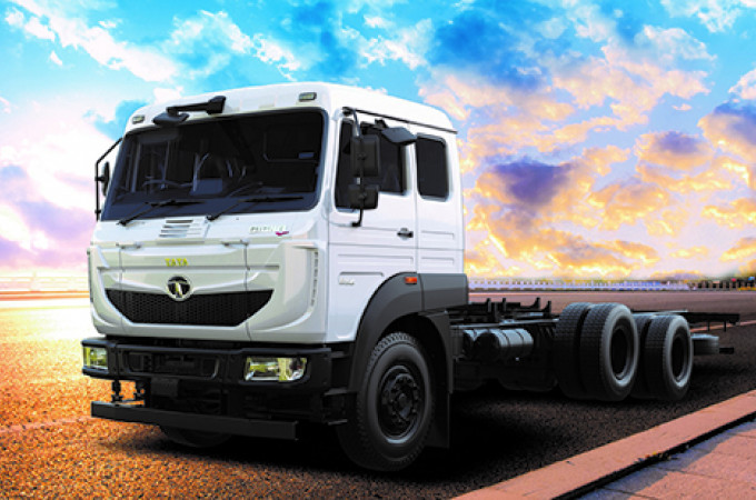 Tata Motors adds lift-axle to Signa 3118.T rigid truck model range to improve fuel economy of tanker operators