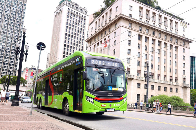 São Paulo secures BNDES financing for 1,300 more electric buses