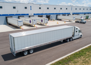 Wabash begins production of 2026 model year dry van semi-trailers