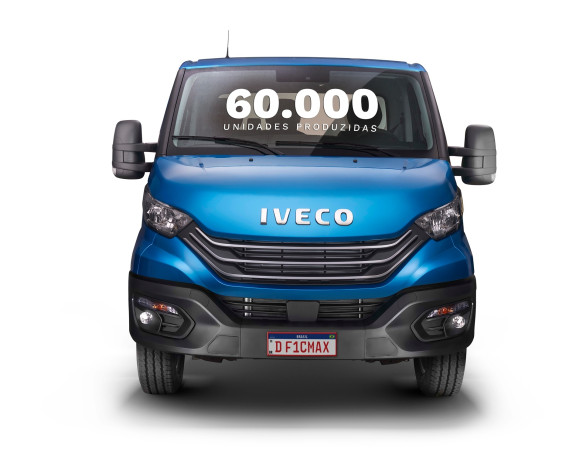 Iveco celebrates 60,000 units of Daily production in Brazil
