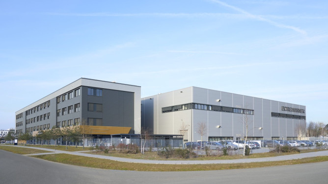Inside BorgWarner’s Gigafactory: Powering the Future of Commercial EV Batteries