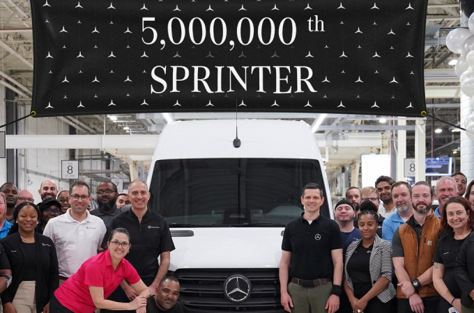 Mercedes celebrates delivery of 5 million Sprinters