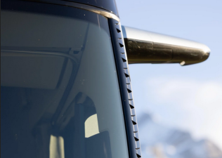 Volvo adds aerodynamic options to heavy trucks to reduce fuel consumption by 2%