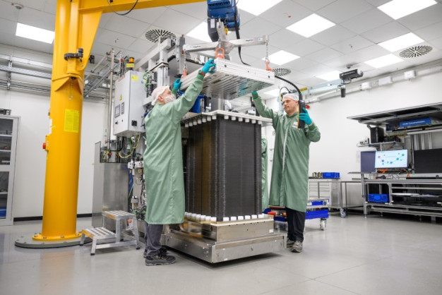 Bosch announces the scale up of hydrogen production technologies