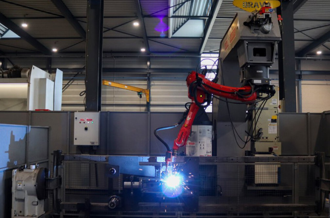 Broshuis invests in new welding equipment