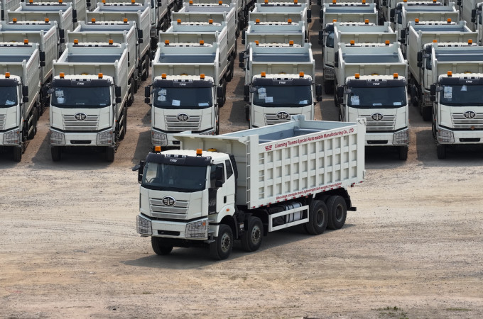 FAW Trucks ships 212 trucks to Guinea