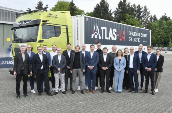 Knorr Bremse and partners achieve driverless truck milestone