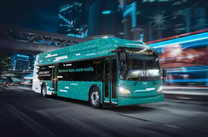 New Flyer launches range-extended option of fuel cell bus