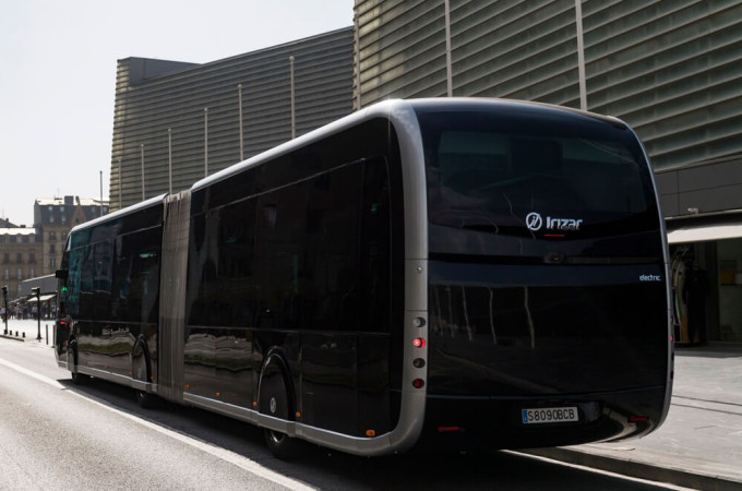 Irizar to supply 14 electric ie tram buses to London Gatwick Airport