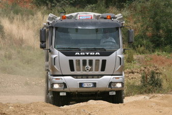 Iveco Group announces agreement to sell Defence Business to Leonardo