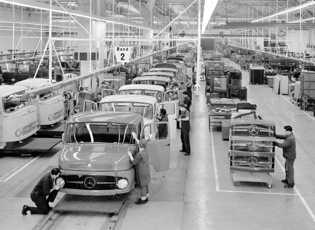 Mercedes-Benz Wörth plant celebrates 60 years of truck production