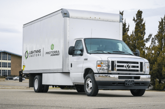 Lightning eMotors signs multi-year supply agreement with Proterra for batteries