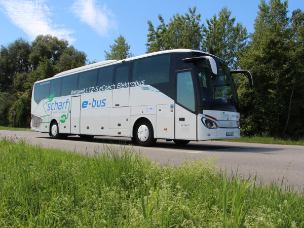 Voith electrifies its first diesel coach with retrofit firm To Zero