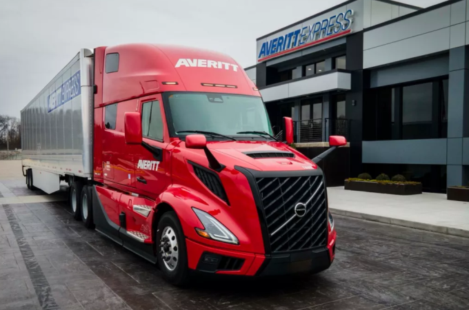 Volvo announces order for 264 new VNL trucks