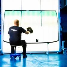Finn Lamex to demonstrate benefits of Solar Control protective film at Busworld
