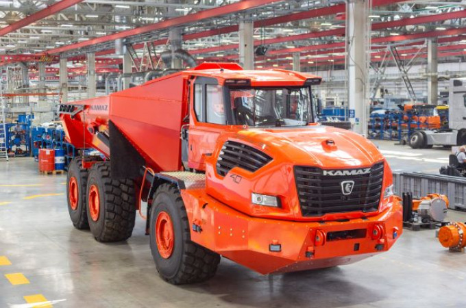 KAMAZ works with Moscow University to develop autonomous articulated tipper