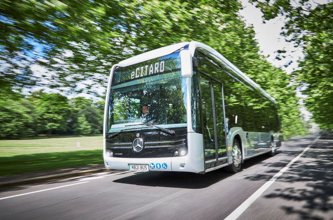 Mercedes-Benz eCitaro in right hand drive makes world debut at ITT hub