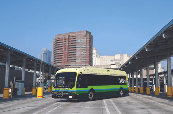Los Angeles to install 7.5-megawatt electric bus charging system