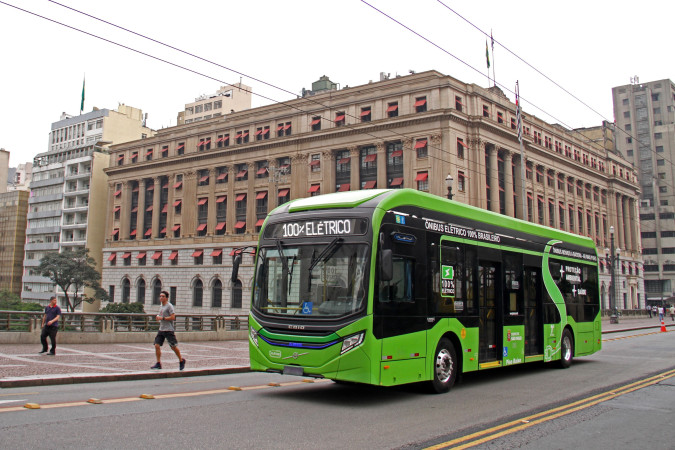 Operator - Santa Brígida -lowers carbon emissions in São Paulo with Volvo e-buses