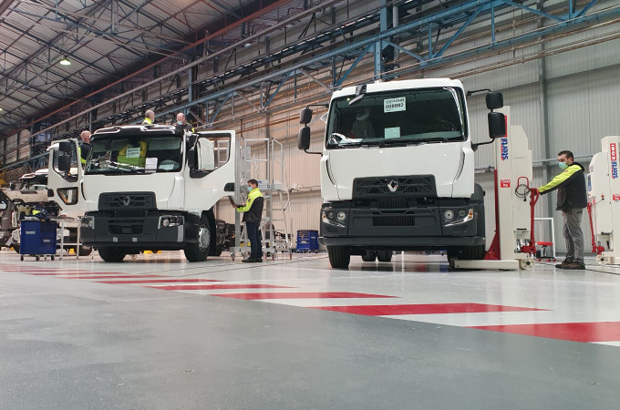 Renault Trucks opens D-range adaptation centre in Blainville