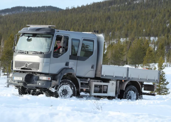 Volvo launches 4x4 version of FL truck
