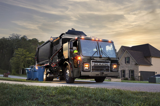 Mack Trucks release new-generation electric refuse truck