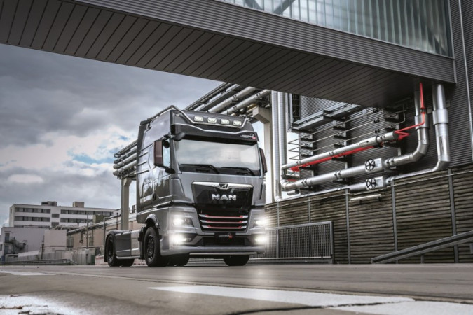 MAN launches TGX Individual Lion S