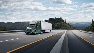 Volvo North America to introduce new powertrain option for VNL range