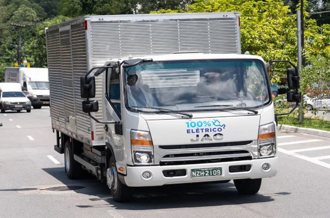 Ambev acquires 150 JAC electric trucks