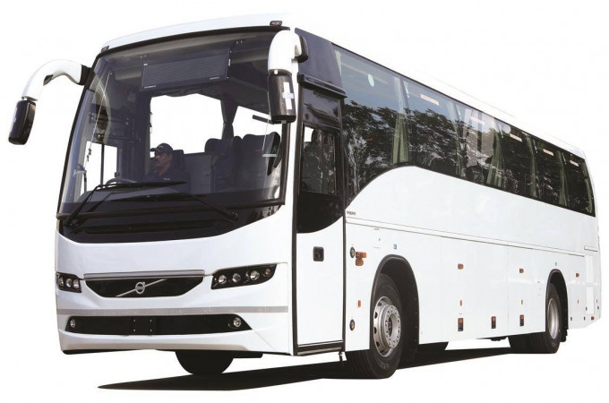Volvo Buses launches 9400 4x2 coach model at 13.5m