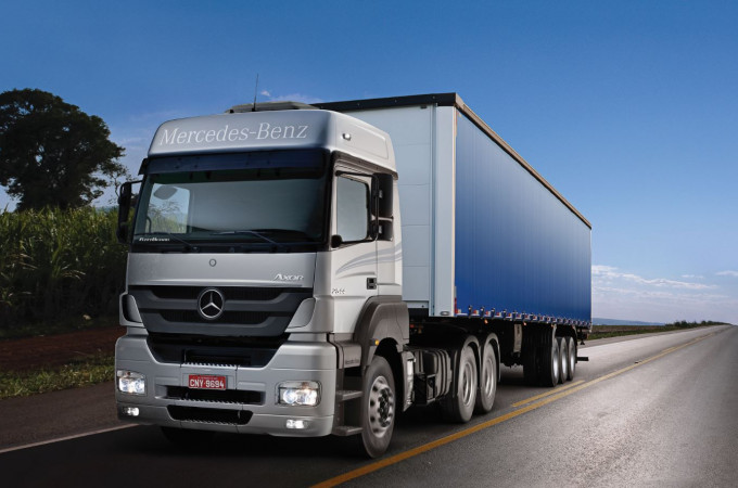 Truck and bus exports at Mercedes-Benz do Brasil enjoy strong growth in 2021